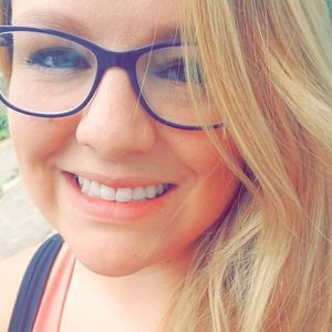 Meet your Posher, Lydia